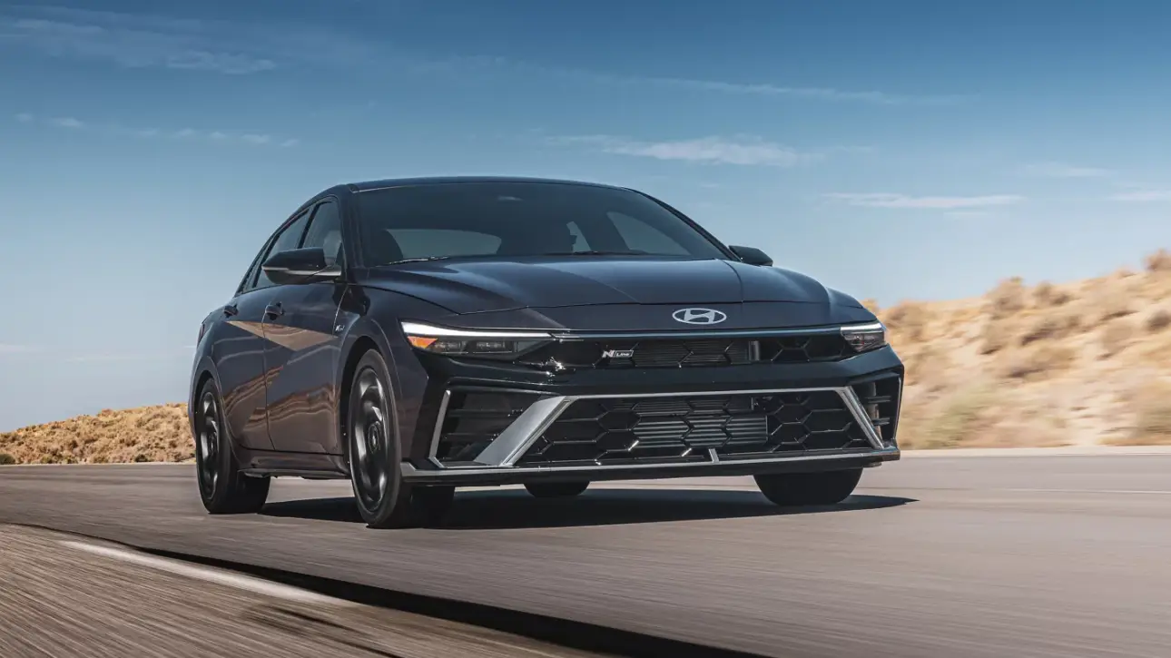 Hyundai Elantra 2025